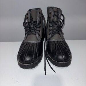 Men's Madden Cornel Black and Gray Duck Front Winter Boots Size 8